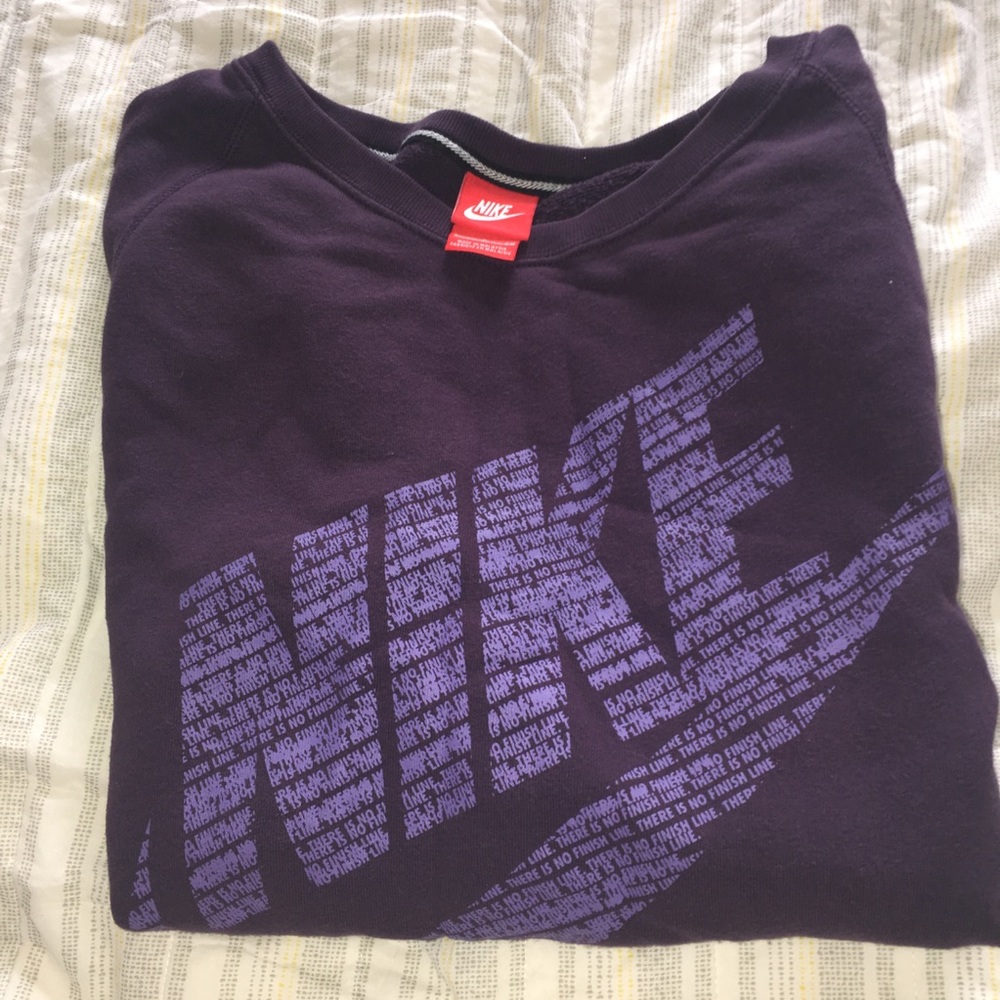 NIKE OVERSIZED PURPLE CREW NECK